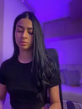 maddy bronw  online show from 29, 12, 2024