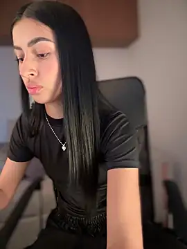 maddy bronw  online show from 13, 3, 2025