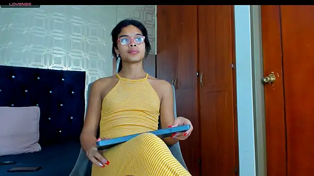 evelyn wine online show from 19, 3, 2025