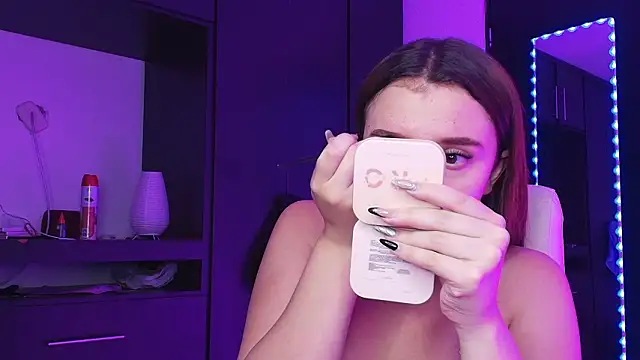 TinaJonnes  online show from 19, 3, 2026