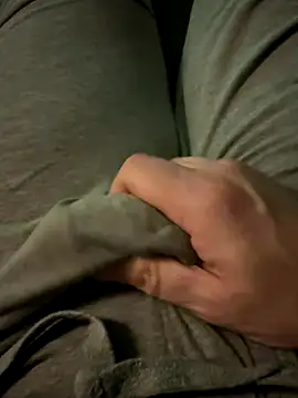 Snapshot of Hornyhubs50s chatting on 5, 10, 2025 Hornyhubs50s online show from 5, 10, 2025