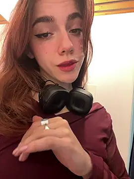 Snapshot of Lily__Belle chatting on 12, 12, 2024 Lily Belle online show from 12, 12, 2024