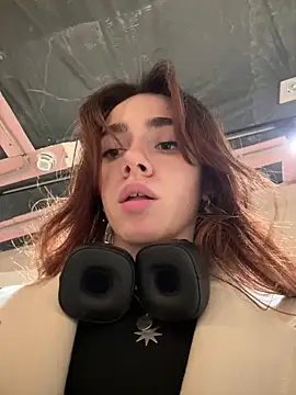 Snapshot of Lily__Belle chatting on 25, 1, 2025 Lily Belle online show from 25, 1, 2025