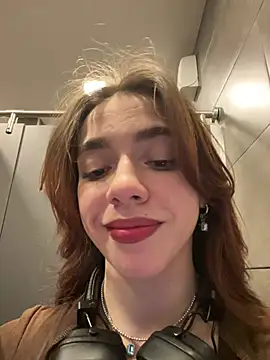 Snapshot of Lily__Belle chatting on 23, 2, 2025 Lily Belle online show from 23, 2, 2025