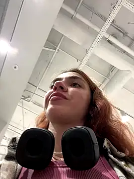 Snapshot of Lily__Belle chatting on 10, 9, 2025 Lily Belle online show from 10, 9, 2025