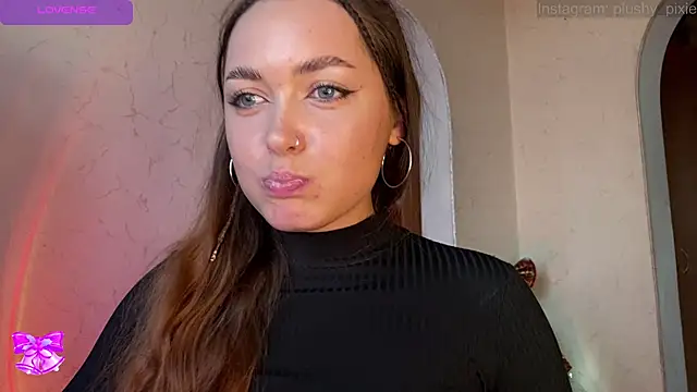 plushy pixie online show from 14, 12, 2024