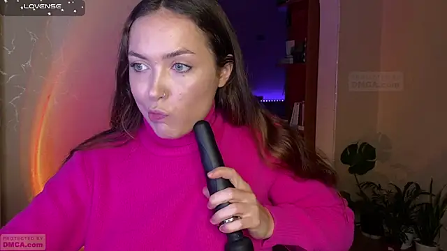 plushy pixie online show from 12, 1, 2025