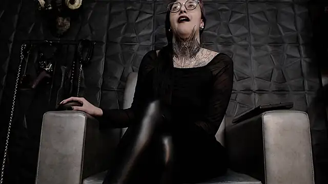 Snapshot of Agata_Darkness chatting on 4, 7, 2026 Agata Darkness online show from 4, 7, 2026