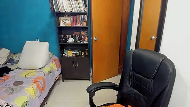 peanut tangerine online show from 20, 12, 2025