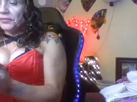 Snapshot of lachulalarubie chatting on 12, 12, 2024 lachulalarubie online show from 12, 12, 2024