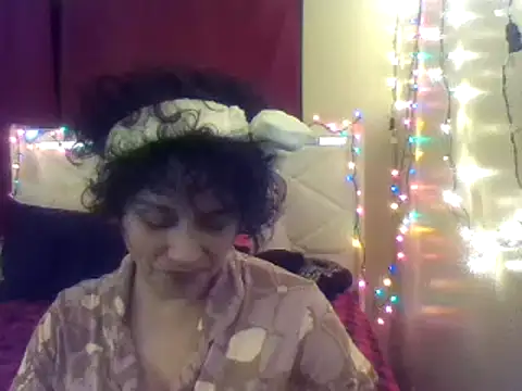 Snapshot of lachulalarubie chatting on 15, 1, 2025 lachulalarubie online show from 15, 1, 2025