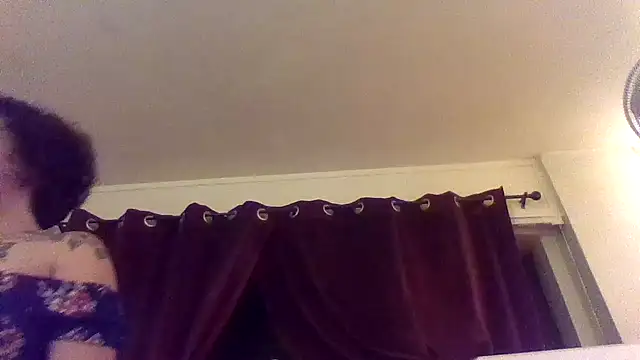 Snapshot of lachulalarubie chatting on 10, 3, 2025 lachulalarubie online show from 10, 3, 2025