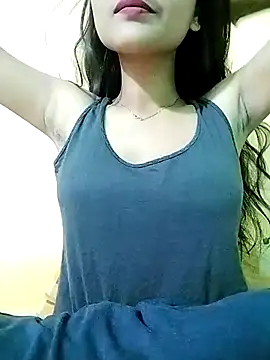 MISSQUEEN48 online show from 14, 2, 2025