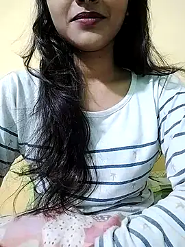 MISSQUEEN48 online show from 6, 1, 2026