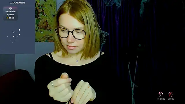 TaylorBre online show from 9, 11, 2025