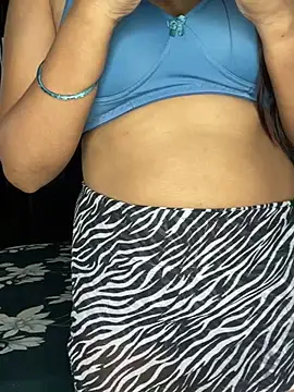 Hot royalbhabhi online show from 14, 1, 2025