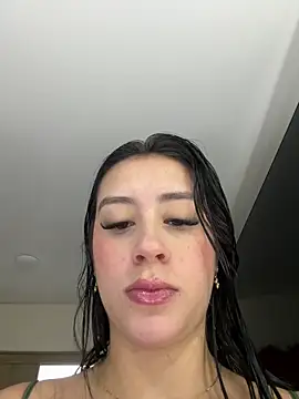 Snapshot of Karlee_rouse chatting on 2, 2, 2026 Karlee rouse online show from 2, 2, 2026