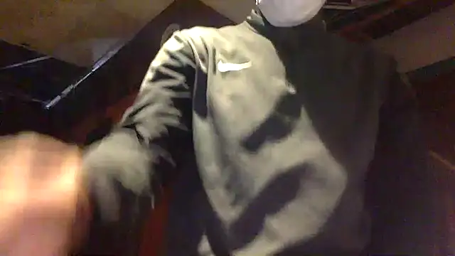 Snapshot of xMaskedManex chatting on 13, 11, 2025 xMaskedManex online show from 13, 11, 2025