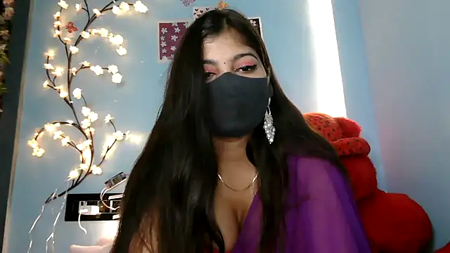 Reena Singh53 online show from 26, 9, 2025