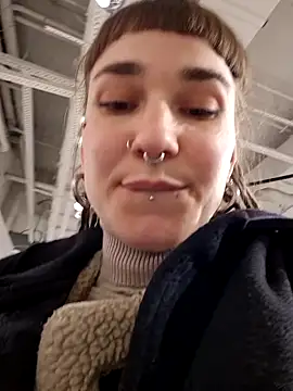 FoxRineHelen online show from 4, 1, 2025