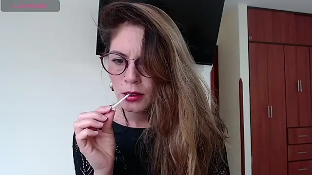 Snapshot of Hanny_24 chatting on 21, 12, 2024 Hanny 24 online show from 21, 12, 2024