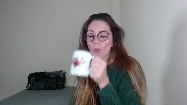 Snapshot of Hanny_24 chatting on 7, 1, 2025 Hanny 24 online show from 7, 1, 2025