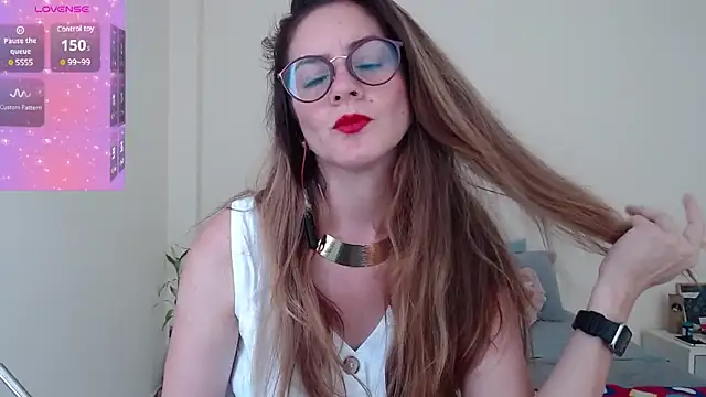 Snapshot of Hanny_24 chatting on 13, 2, 2025 Hanny 24 online show from 13, 2, 2025