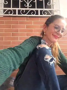 Snapshot of Hanny_24 chatting on 18, 2, 2025 Hanny 24 online show from 18, 2, 2025