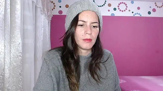 Snapshot of Hanny_24 chatting on 25, 5, 2026 Hanny 24 online show from 25, 5, 2026
