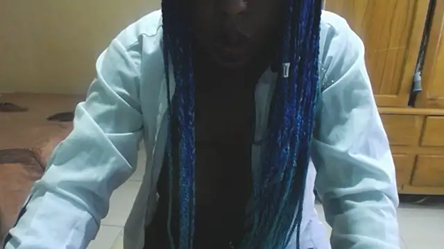  Zooee online show from 30, 1, 2025