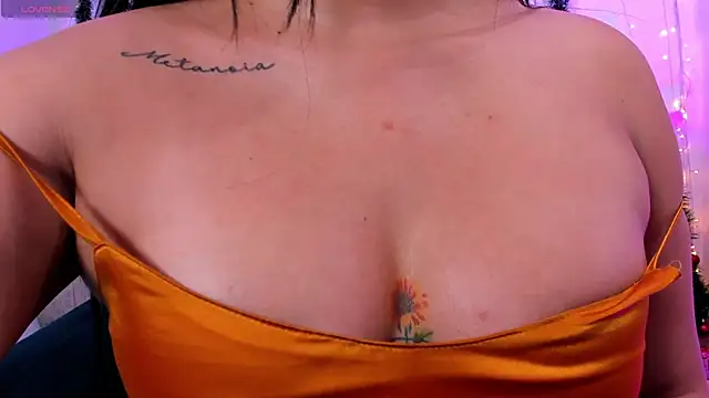 Little Ivy online show from 20, 12, 2024