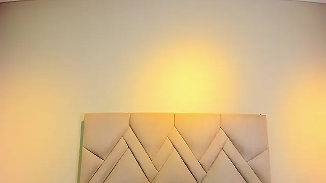 Isis Osman online show from 2, 3, 2026