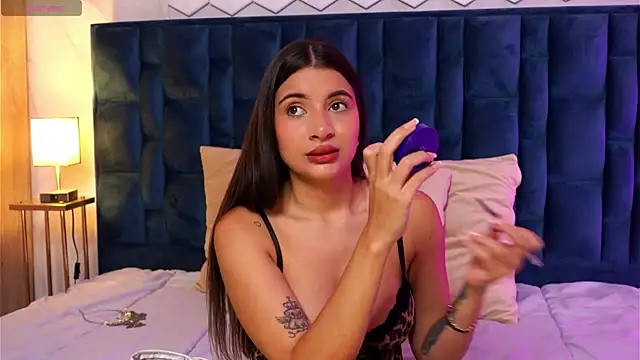 AnitaKariri online show from 20, 10, 2025