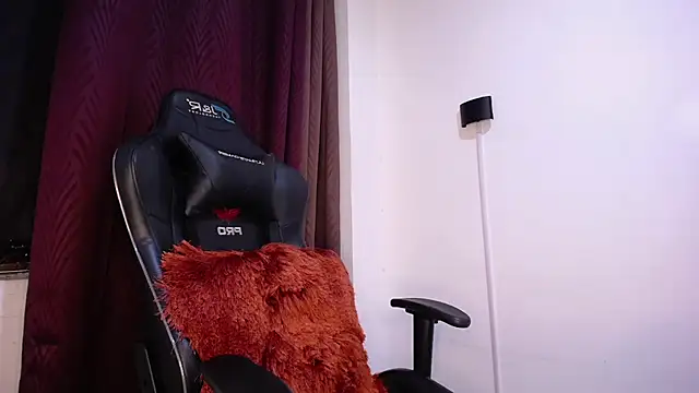 janna isa online show from 6, 3, 2025