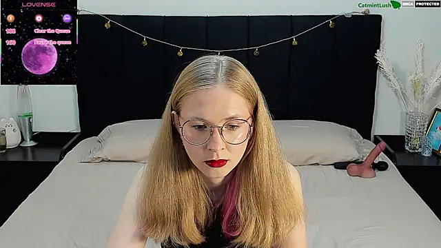Snapshot of CatmintLush chatting on 30, 6, 2026 CatmintLush online show from 30, 6, 2026