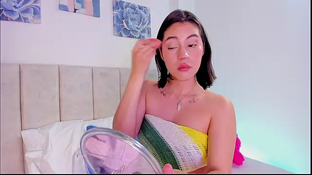 Snapshot of Nani_rosse chatting on 9, 12, 2024 Nani rosse online show from 9, 12, 2024