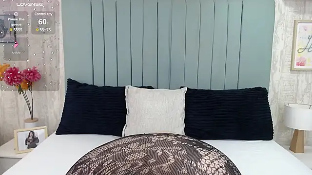 Snapshot of KarllaWalker chatting on 7, 2, 2025 KarllaWalker online show from 7, 2, 2025