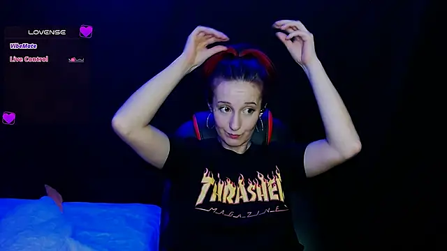 AgathaNoxe online show from 10, 12, 2024