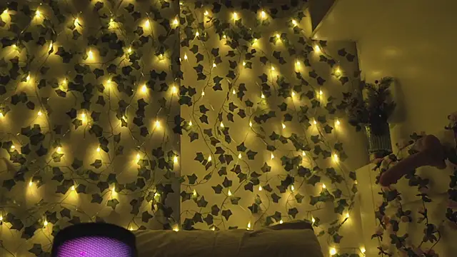 Brenda M00n online show from 28, 12, 2024