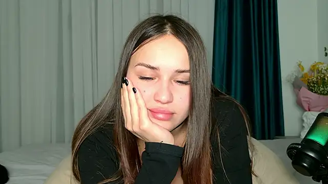 Brenda M00n online show from 15, 3, 2025