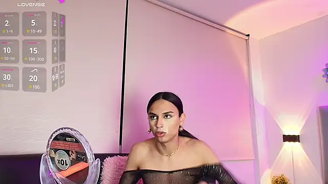 Chloe Cherry21 online show from 24, 1, 2025