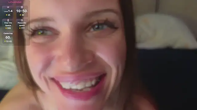 Snapshot of Chloe_Vixen chatting on 25, 1, 2025 Chloe Vixen online show from 25, 1, 2025