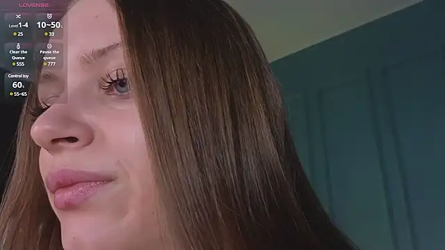 Snapshot of Chloe_Vixen chatting on 27, 1, 2025 Chloe Vixen online show from 27, 1, 2025