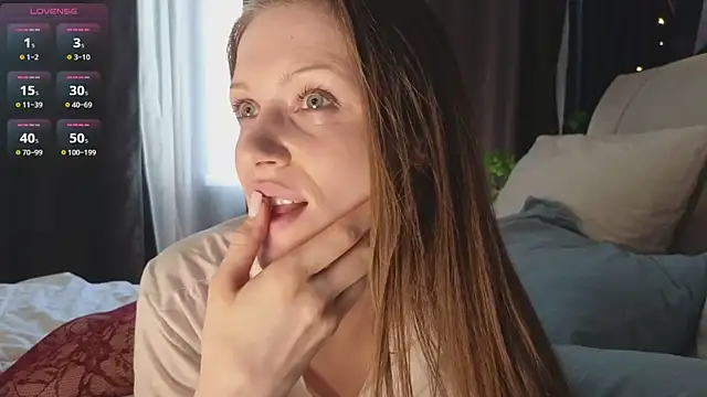 Snapshot of Chloe_Vixen chatting on 19, 3, 2025 Chloe Vixen online show from 19, 3, 2025