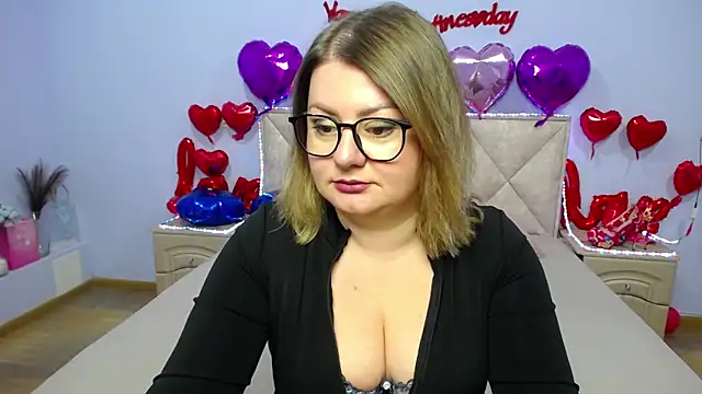 ZannaDreil online show from 17, 2, 2025