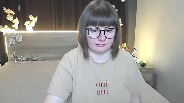 ZannaDreil online show from 7, 4, 2026