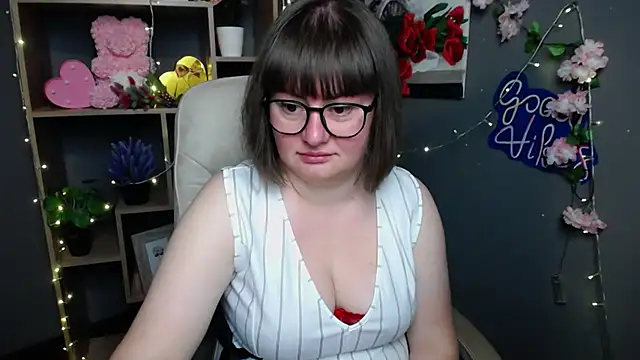 Snapshot of ZannaDreil chatting on 28, 5, 2026 ZannaDreil online show from 28, 5, 2026