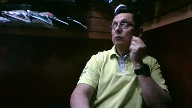Snapshot of MarcusKelvin chatting on 10, 9, 2025 MarcusKelvin online show from 10, 9, 2025