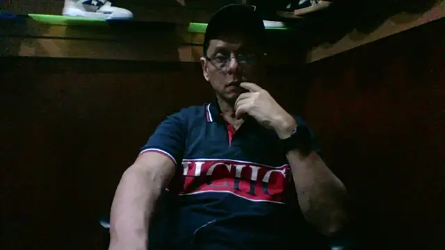 Snapshot of MarcusKelvin chatting on 14, 9, 2025 MarcusKelvin online show from 14, 9, 2025