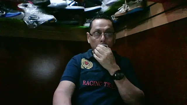 Snapshot of MarcusKelvin chatting on 17, 9, 2025 MarcusKelvin online show from 17, 9, 2025